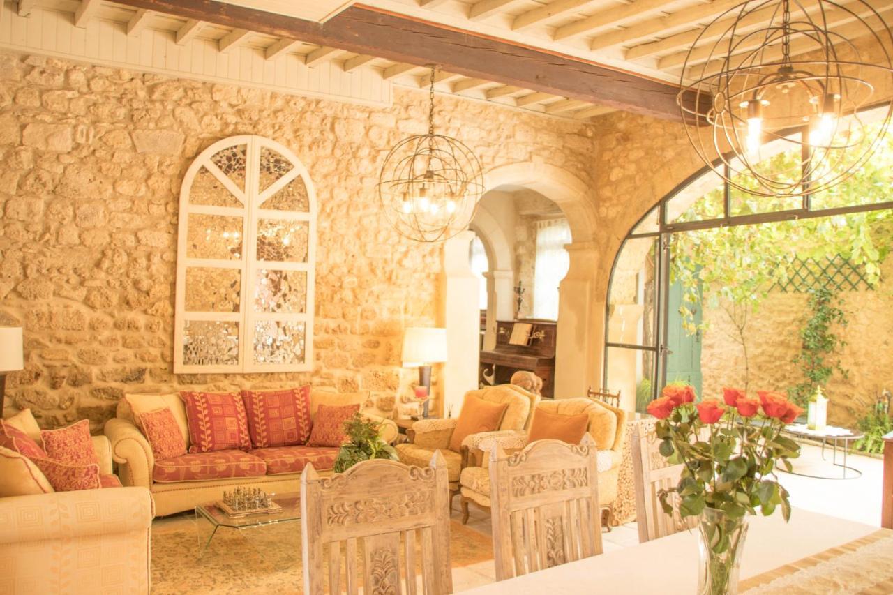 Chateau De Couette-café 3*