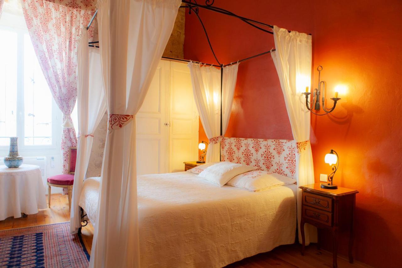 Couette-café Chateau De 3*